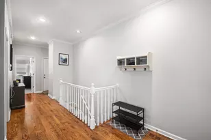 1123 W Grace St, Chicago, IL 60613 - Photo 10