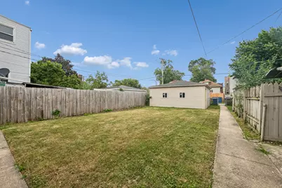 1303 S 59th Avenue, Cicero, IL 60804 - Photo 16