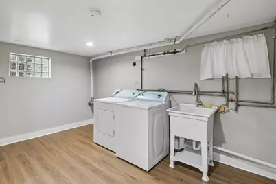1303 S 59th Avenue, Cicero, IL 60804 - Photo 14