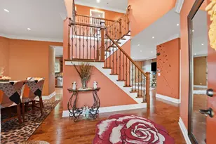 1065 Rosefield Ln, Aurora, IL 60504 - Photo 4