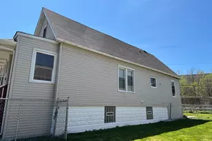 9236 S Blackstone Ave, Chicago, IL 60619 - Photo 12