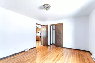 6102 W 64th St, Chicago, IL 60638 - Photo 12