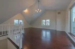 2601 S Emerald Ave, Chicago, IL 60616 - Photo 14
