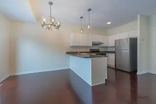 2601 S Emerald Ave, Chicago, IL 60616 - Photo 12