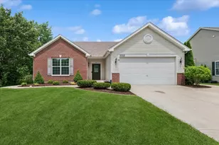 1112 Ridge Dr, Shorewood, IL 60404 - Photo 1