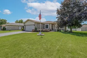 16344 S Fieldstone Pl, Lockport, IL 60441 - Photo 2