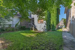 7141 S Woodlawn Ave, Chicago, IL 60619 - Photo 28