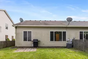 2822 Oakmont Dr, Montgomery, IL 60538 - Photo 20
