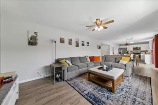 269 Linden Dr, Round Lake Park, IL 60073 - Photo 10