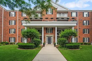 326 Park Ave, Clarendon Hills, IL 60514 - Photo 2