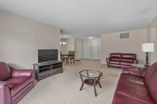 326 Park Ave, Clarendon Hills, IL 60514 - Photo 4