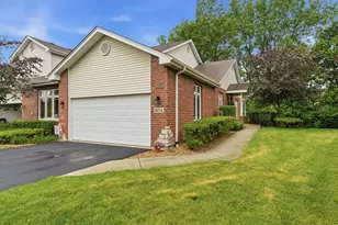 18754 Crystal Creek Dr, Mokena, IL 60448 - Photo 2