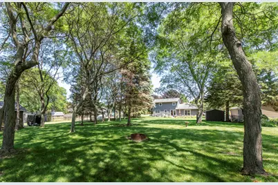 512 Cavin Avenue, Winthrop Harbor, IL 60096 - Photo 30