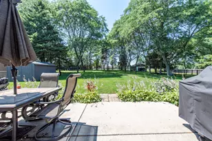 512 Cavin Ave, Winthrop Harbor, IL 60096 - Photo 24