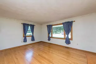512 Cavin Ave, Winthrop Harbor, IL 60096 - Photo 6
