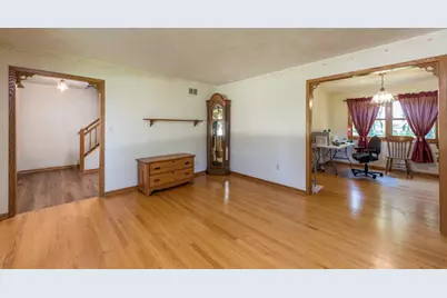 512 Cavin Avenue, Winthrop Harbor, IL 60096 - Photo 4