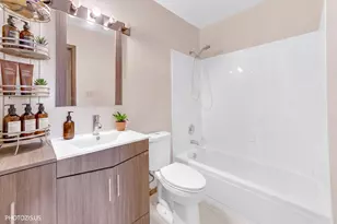 4000 Bayside Dr, Palatine, IL 60074 - Photo 10
