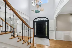 2207 Leverenz Rd, Naperville, IL 60564 - Photo 8