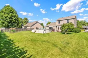 531 Meadow Ln, Hinckley, IL 60520 - Photo 32