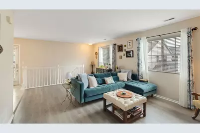 177 Village Creek Drive #177, Lake in the Hills, IL 60156 - Photo 6