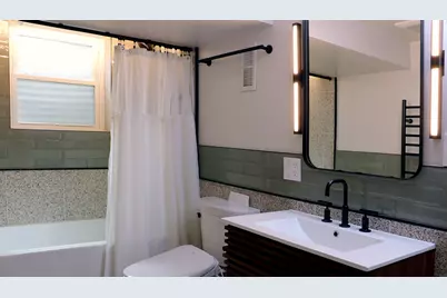 6618 N Lightfoot Avenue, Chicago, IL 60646 - Photo 24