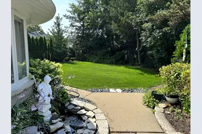 6618 N Lightfoot Avenue, Chicago, IL 60646 - Photo 6