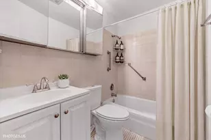8232 Niles Center Rd, Skokie, IL 60077 - Photo 8
