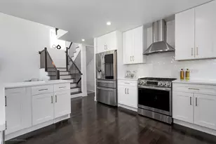 8820 N Elmore St, Niles, IL 60714 - Photo 10