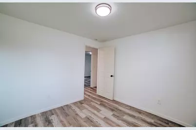 2775 E Riverview Drive, Kankakee, IL 60901 - Photo 36