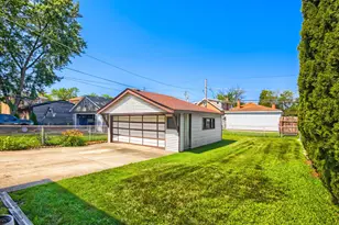 10440 S Hamlin Ave, Chicago, IL 60655 - Photo 24