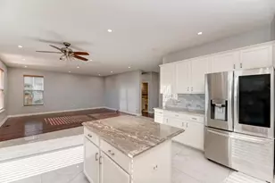 907 Wildflower Dr, Shorewood, IL 60404 - Photo 16