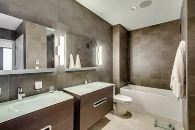 225 N Columbus Drive #5510, Chicago, IL 60601 - Photo 28