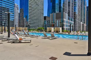 225 N Columbus Dr, Chicago, IL 60601 - Photo 38