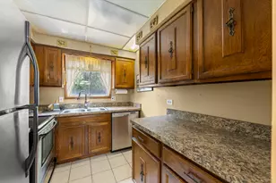5707 129th St, Crestwood, IL 60418 - Photo 8