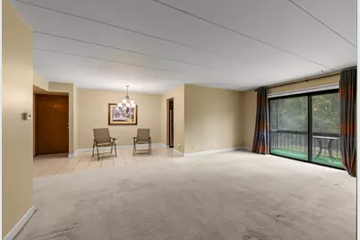 5707 129th Street #2D, Crestwood, IL 60418 - Photo 2