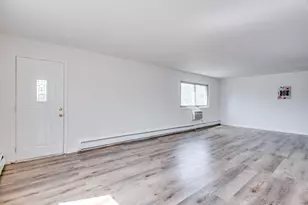 1313B S Rebecca Rd, Lombard, IL 60148 - Photo 6