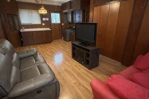 7319 W 109th Pl, Worth, IL 60482 - Photo 8