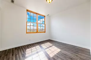 12758 Wood St, Blue Island, IL 60406 - Photo 10