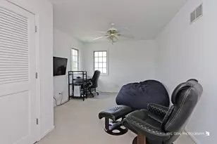 1277 Queen Ann Ln, Gurnee, IL 60031 - Photo 16
