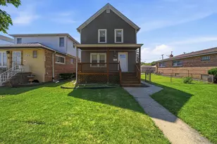 446 Rice Ave, Bellwood, IL 60104 - Photo 1