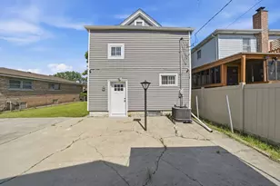 446 Rice Ave, Bellwood, IL 60104 - Photo 38