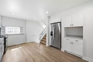 446 Rice Ave, Bellwood, IL 60104 - Photo 10