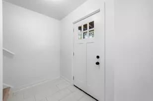 446 Rice Ave, Bellwood, IL 60104 - Photo 4