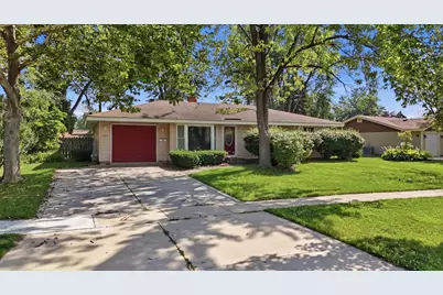 1624 W Weathersfield Way, Schaumburg, IL 60193 - Photo 4
