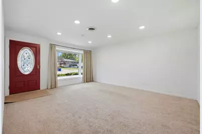 1624 W Weathersfield Way, Schaumburg, IL 60193 - Photo 10