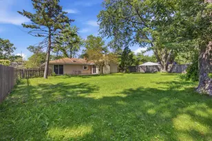 1624 W Weathersfield Way, Schaumburg, IL 60193 - Photo 34