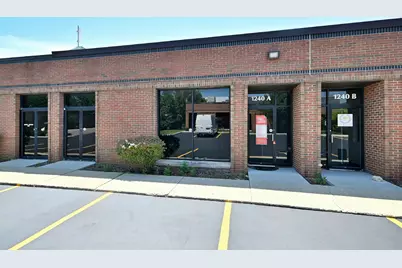 1240 Remington Boulevard #A, Schaumburg, IL 60173 - Photo 2