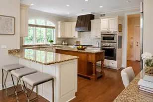 130 S Madison St, Hinsdale, IL 60521 - Photo 8