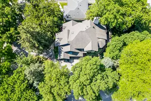 130 S Madison St, Hinsdale, IL 60521 - Photo 2
