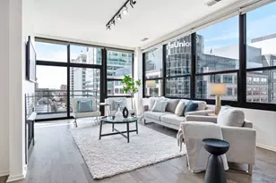 130 S Canal St, Chicago, IL 60606 - Photo 2